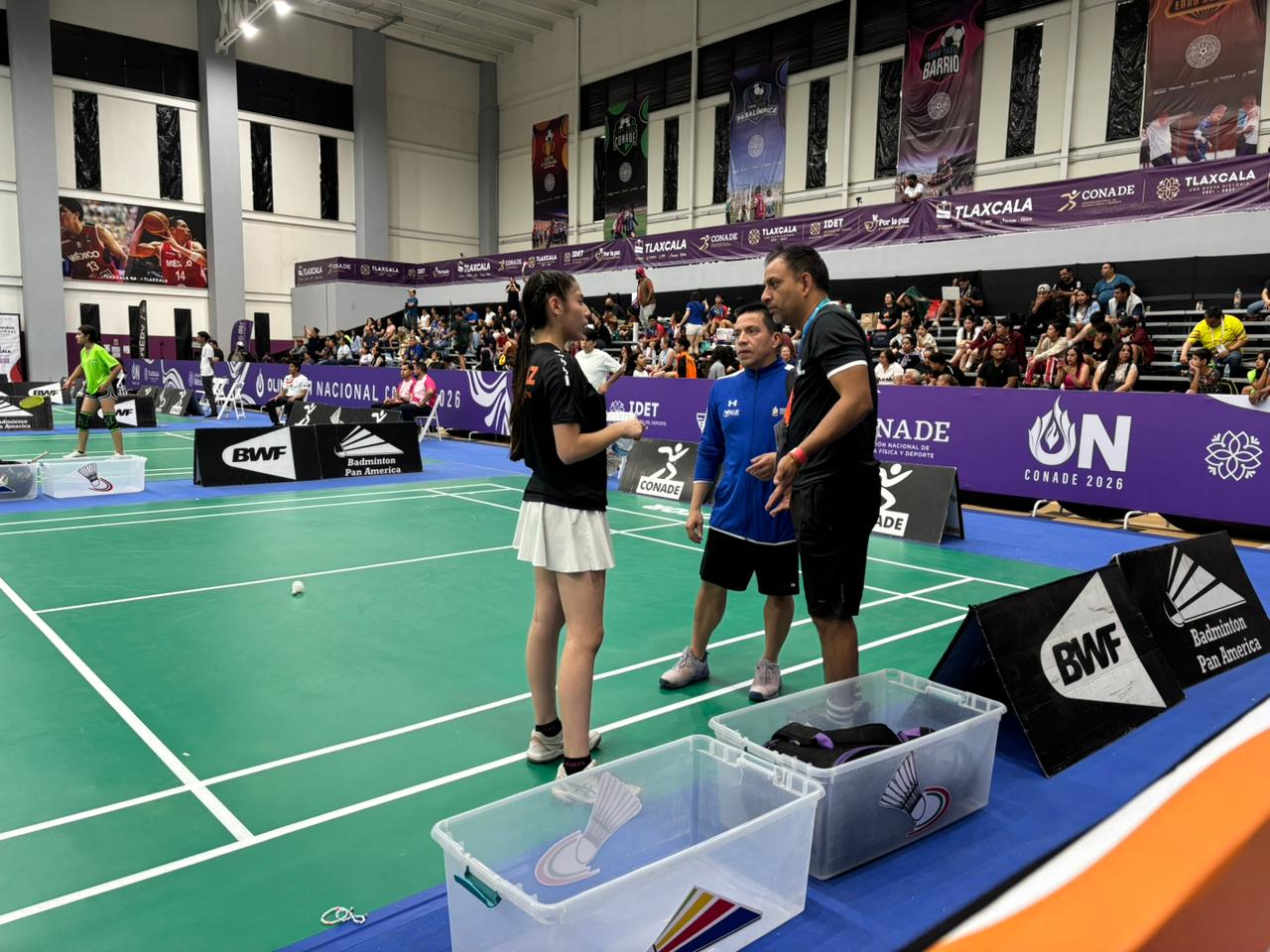 NUEVO LEÓN COLOCA A SEIS ATLETAS EN CUARTOS DE FINAL EN BADMINTÓN EN LA OLIMPIADA NACIONAL 2026 