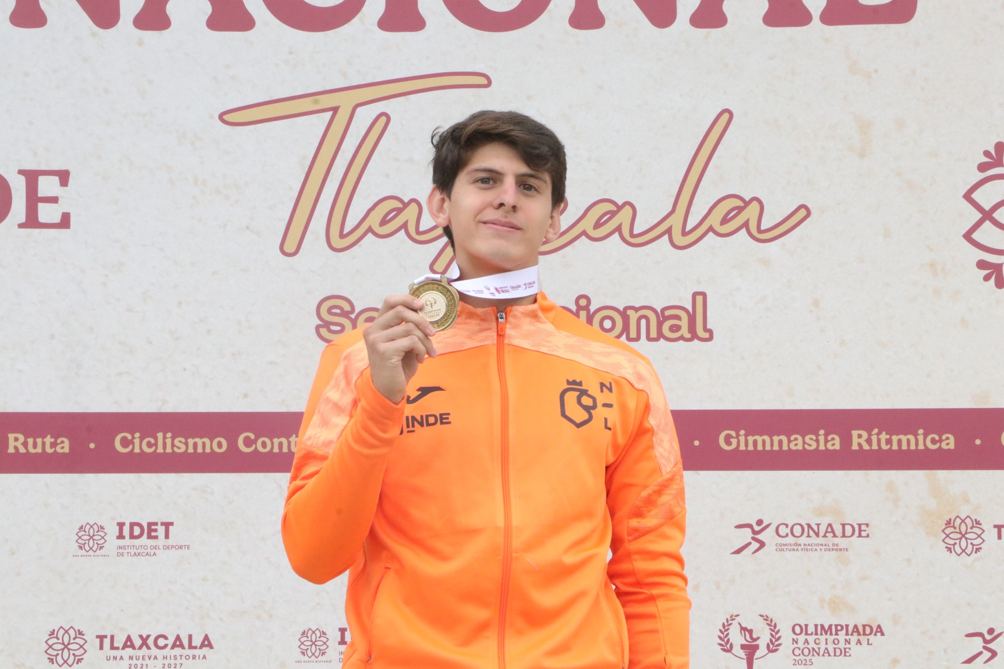 NUEVO LEÓN SIGUE SUMANDO MEDALLAS EN ATLETISMO EN LA OLIMPIADA NACIONAL CONADE 2025