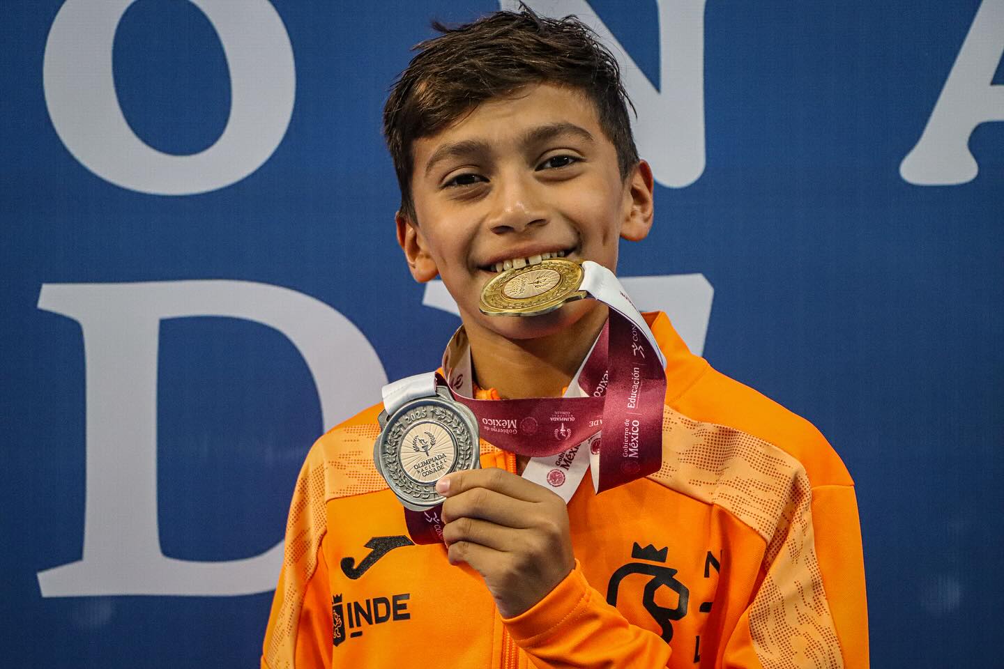 ¡MÁXIMO DE ORO, SE CORONA NUEVAMENTE CAMPEÓN NACIONAL EN CLAVADOS!