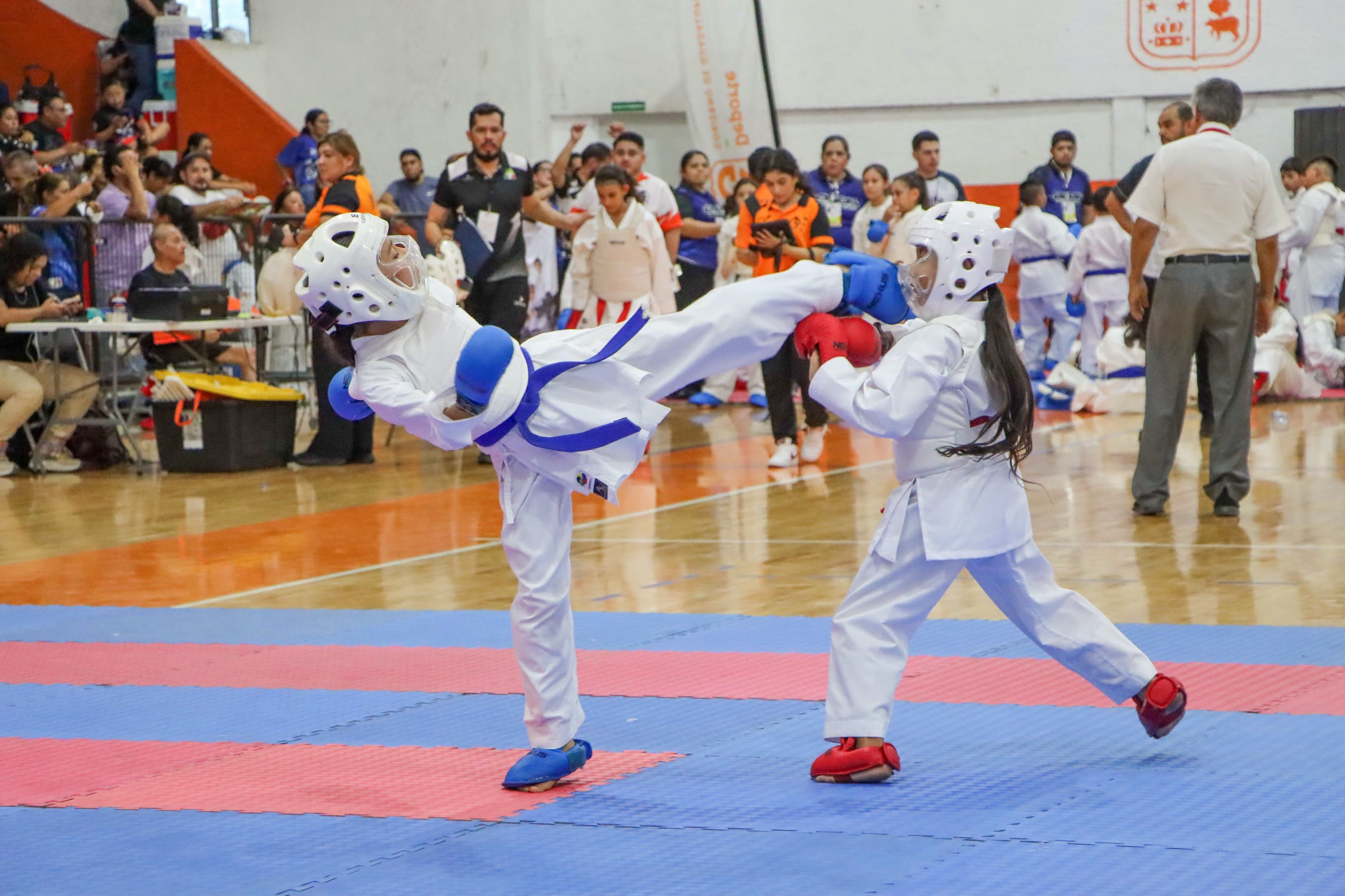APODACA TOMA LA DELANTERA EN EL KARATE DE LA OLIMPIADA Y PARALIMPIADA NUEVO LEÓN 2026.