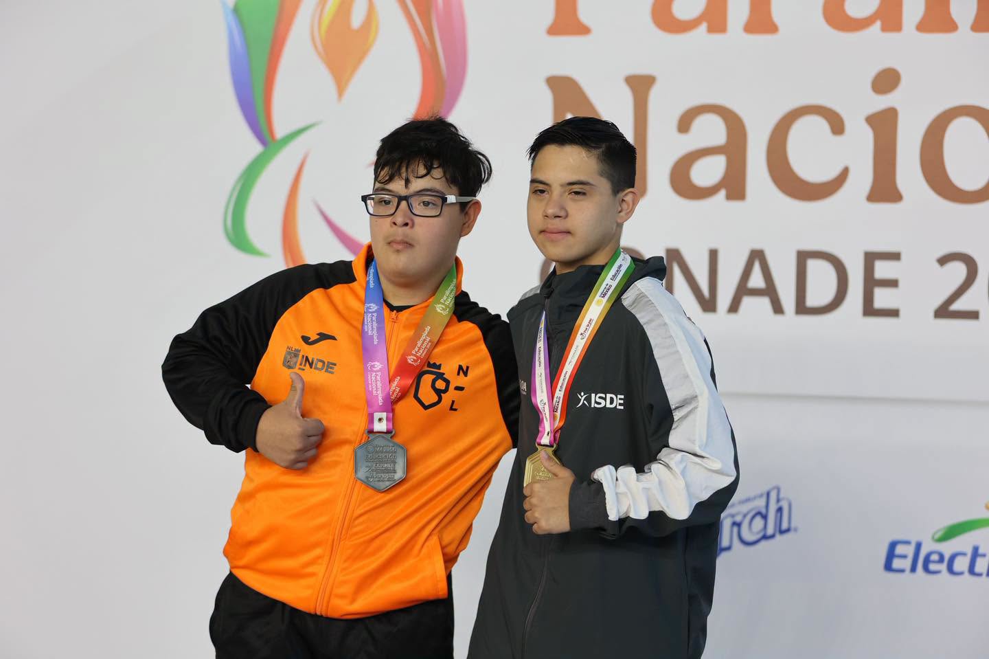 BRILLA NUEVO LEÓN EN EL SEGUNDO DÍA DE PARA NATACIÓN