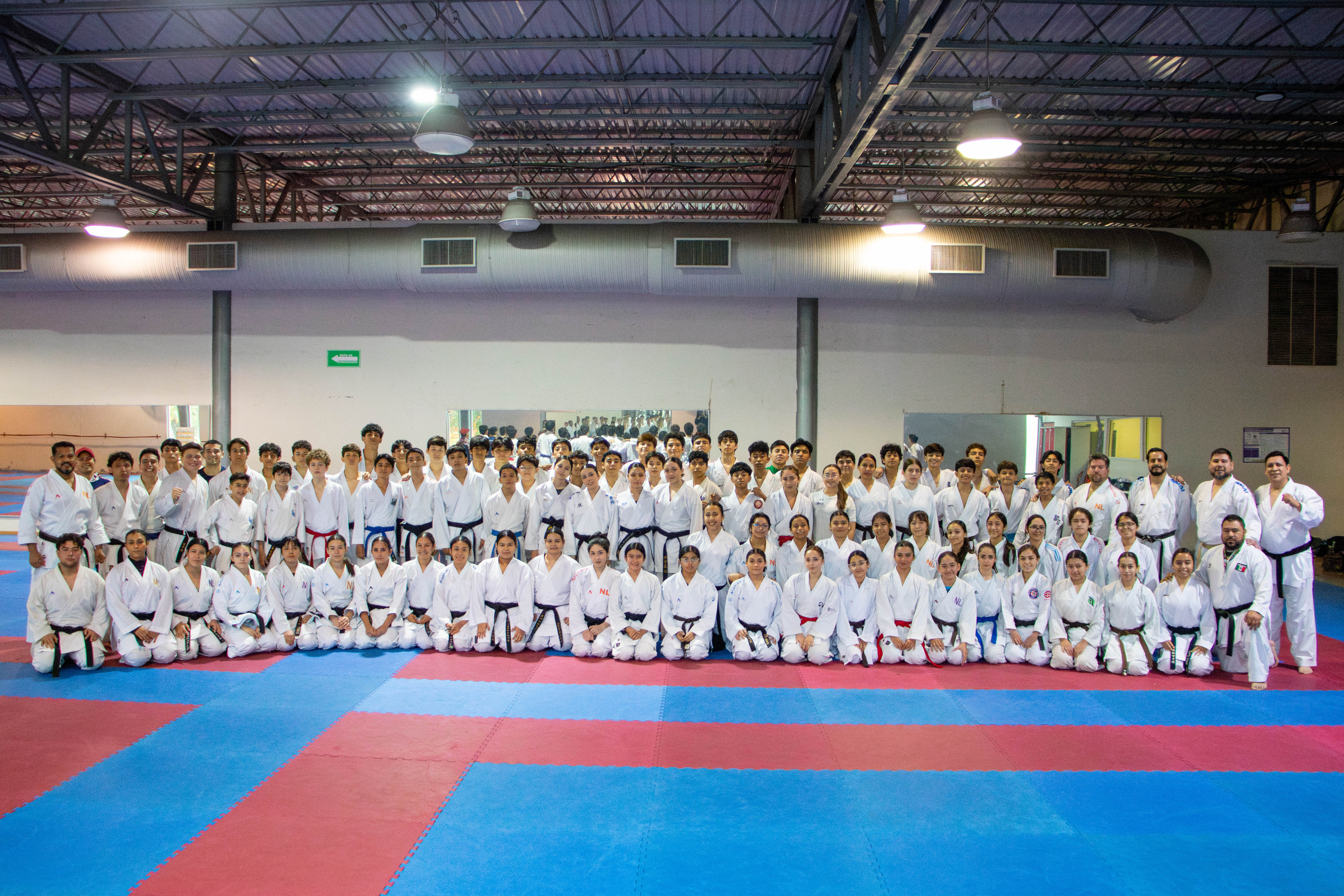 CONCENTRACIÓN DE KARATE EN EL CARE IMPULSA LA PREPARACIÓN RUMBO A LA OLIMPIADA NACIONAL 2026