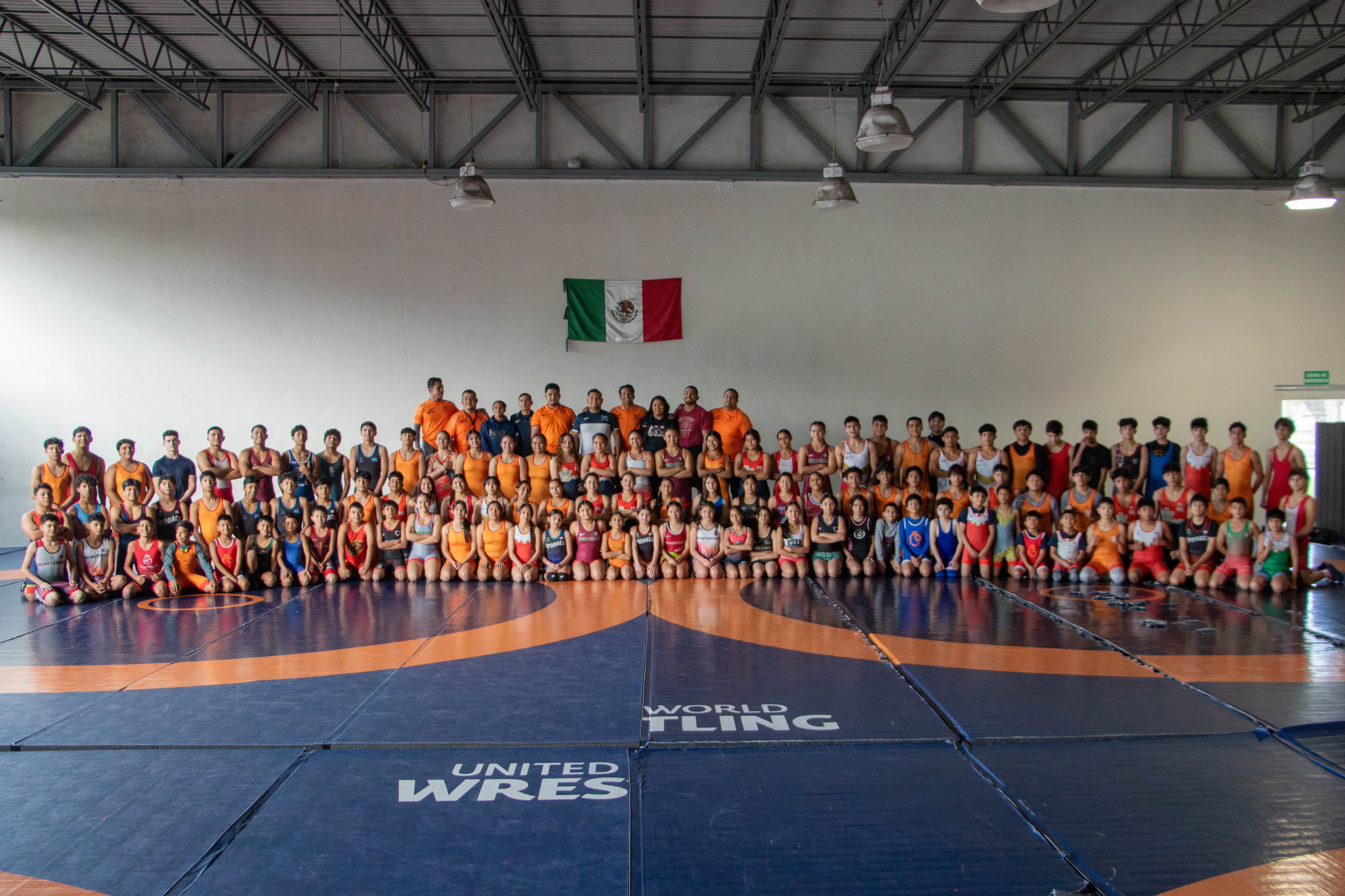 LUCHAS ASOCIADAS MANTIENE CONCENTRACIÓN EN EL CARE DURANTE DICIEMBRE