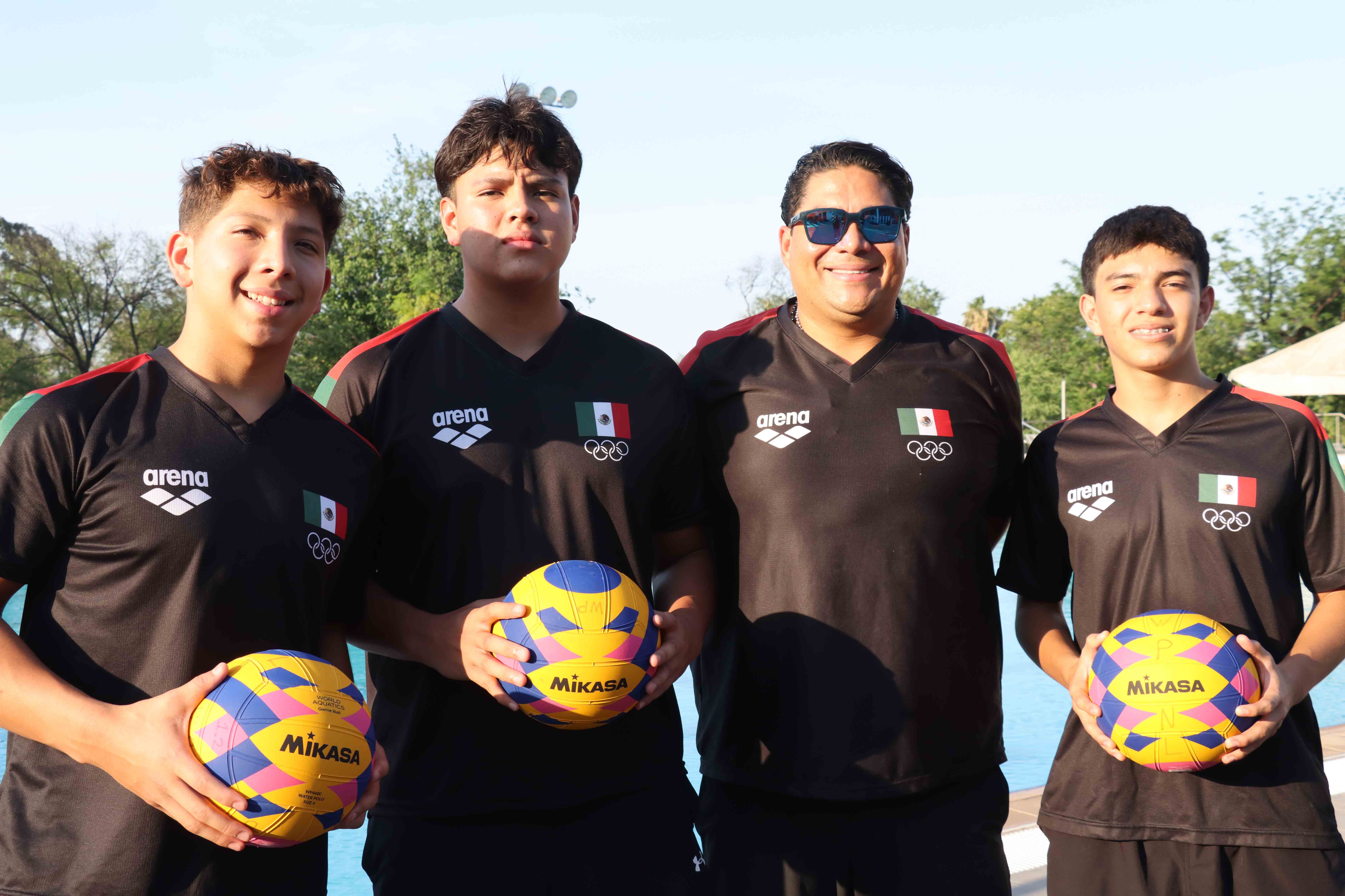 WATERPOLISTAS NEOLEONESES SE ALISTAN PARA PANAMERICANO DE DEPORTES ACUATICOS EN MEDELLÍN 2025 