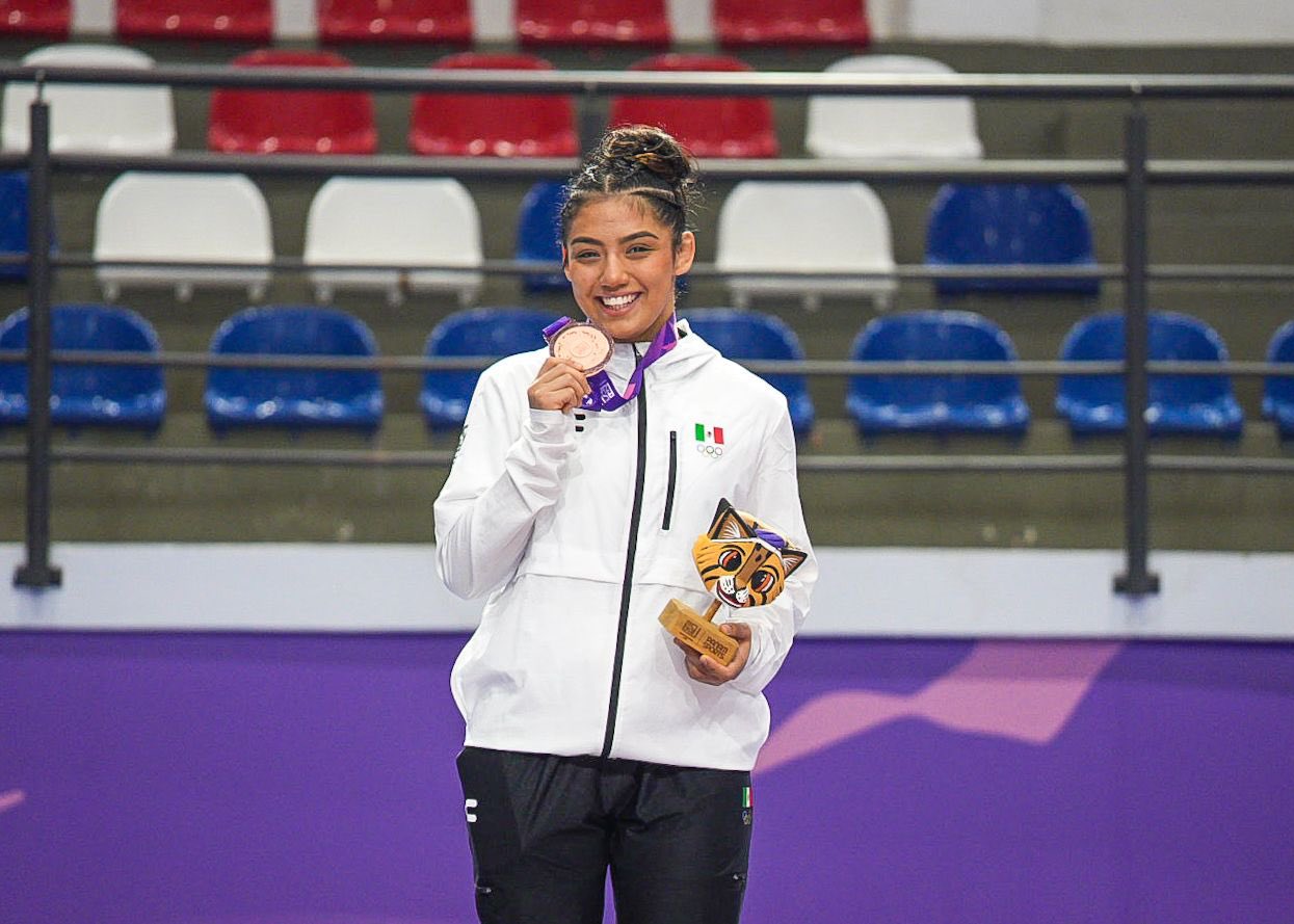  BRONCE PARA MÉXICO EN LUCHAS 