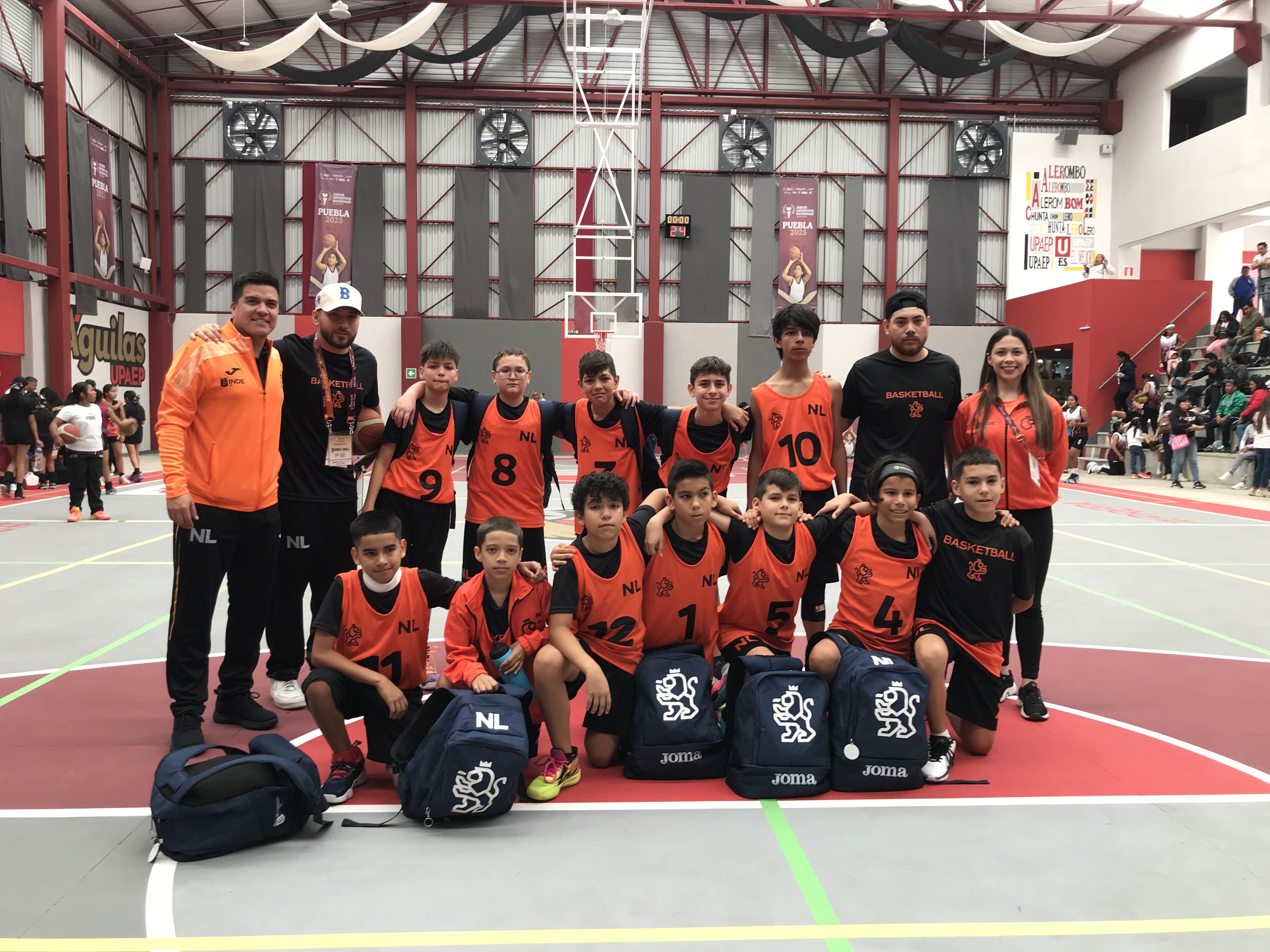 NL LOGRA ORO Y PLATA EN ATLETISMO EN LOS “JUEGOS DEPORTIVOS NACIONALES ESCOLARES DE LA EDUCACIÓN BÁSICA PUEBLA 2025”