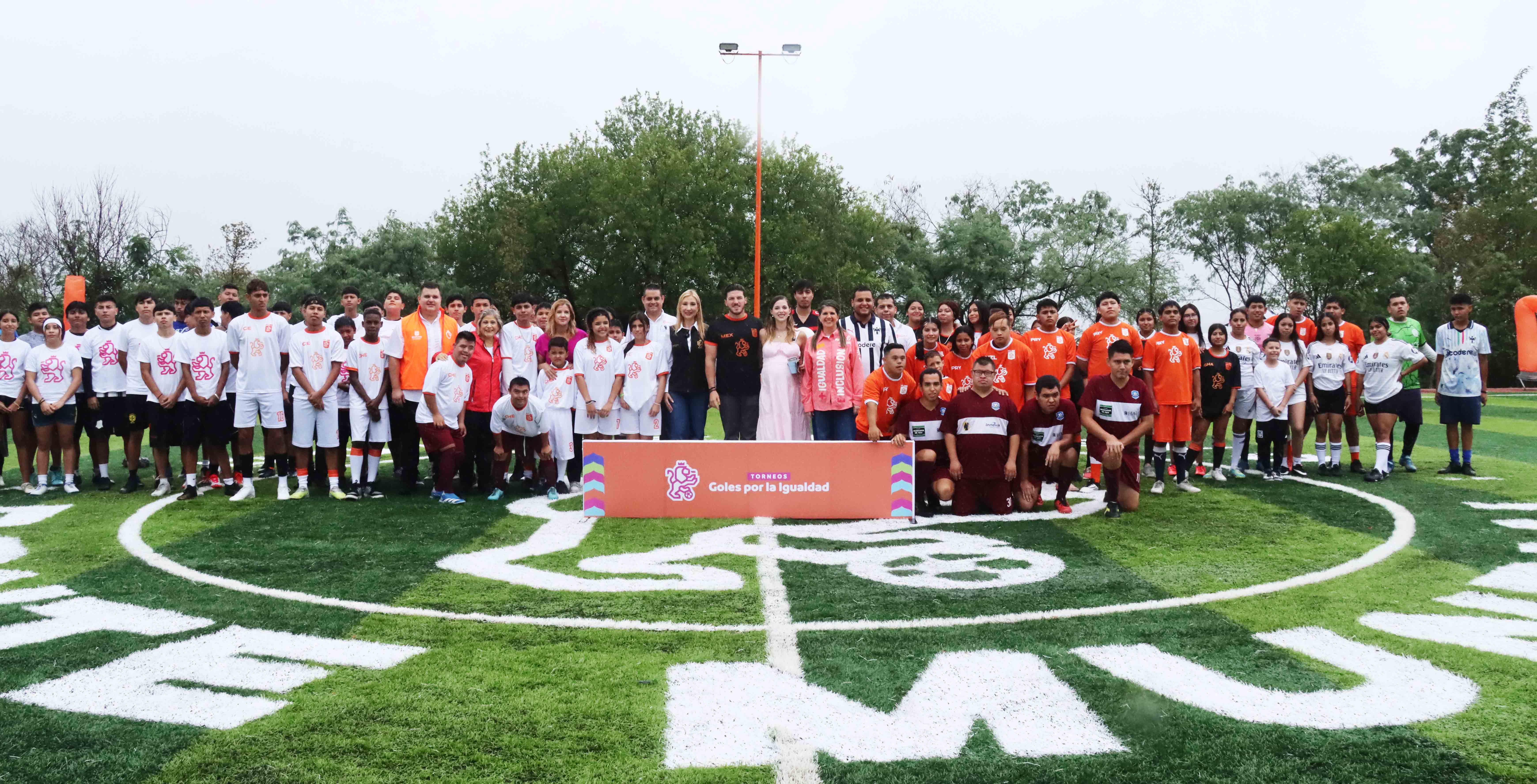 PRESENTE MELODY FALCÓ EN APERTURA DEL MULTIDEPORTIVO LA ESTANZUELA 