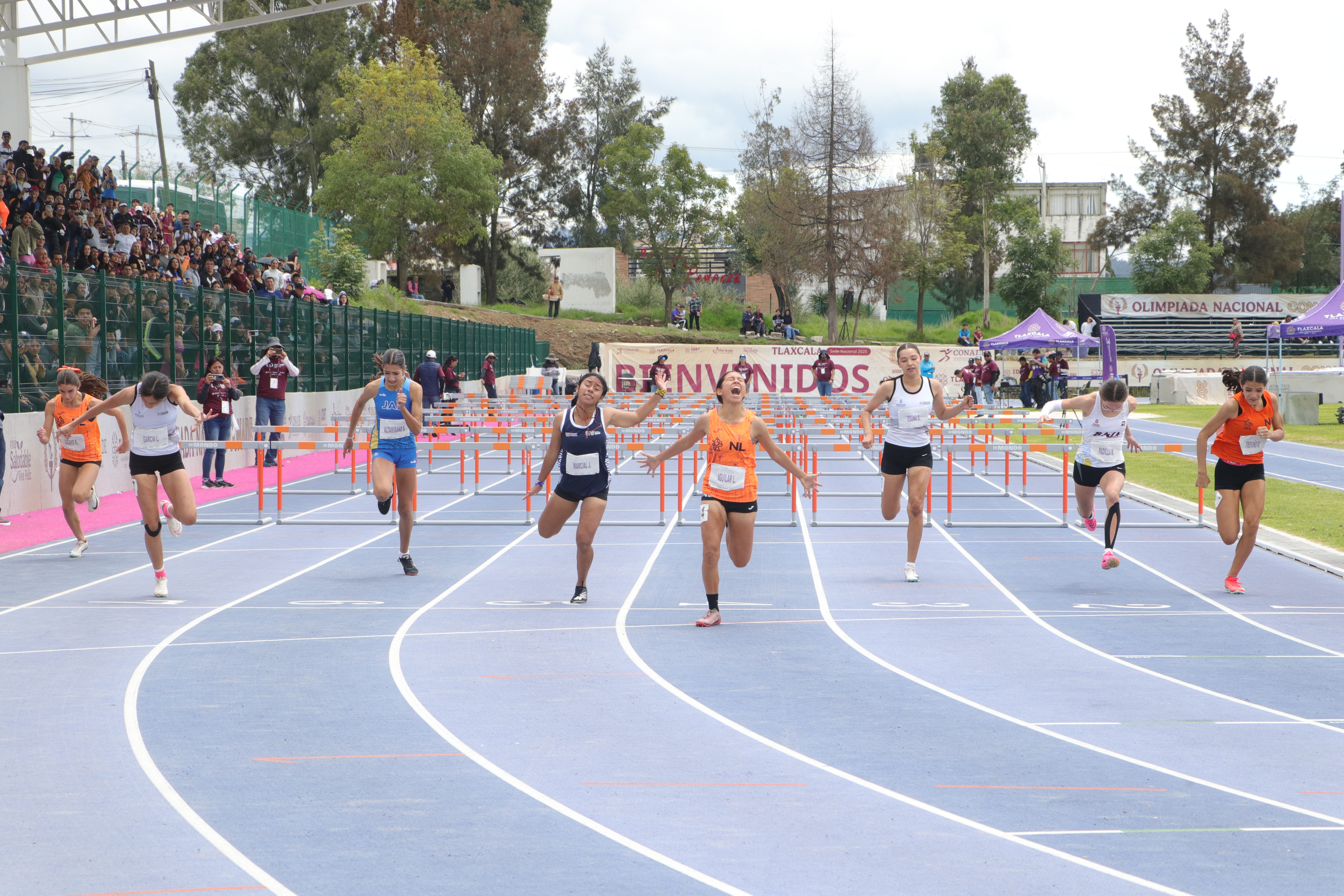 NUEVO LEÓN DESTACA EN ATLETISMO CON DOS OROS Y RÉCORD NACIONAL EN LA OLIMPIADA NACIONAL CONADE 2025