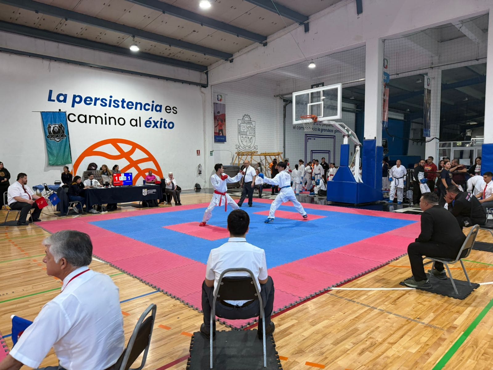 DRIBLAN SELECTIVO ESTATAL DE KARATE EN SAN PEDRO  