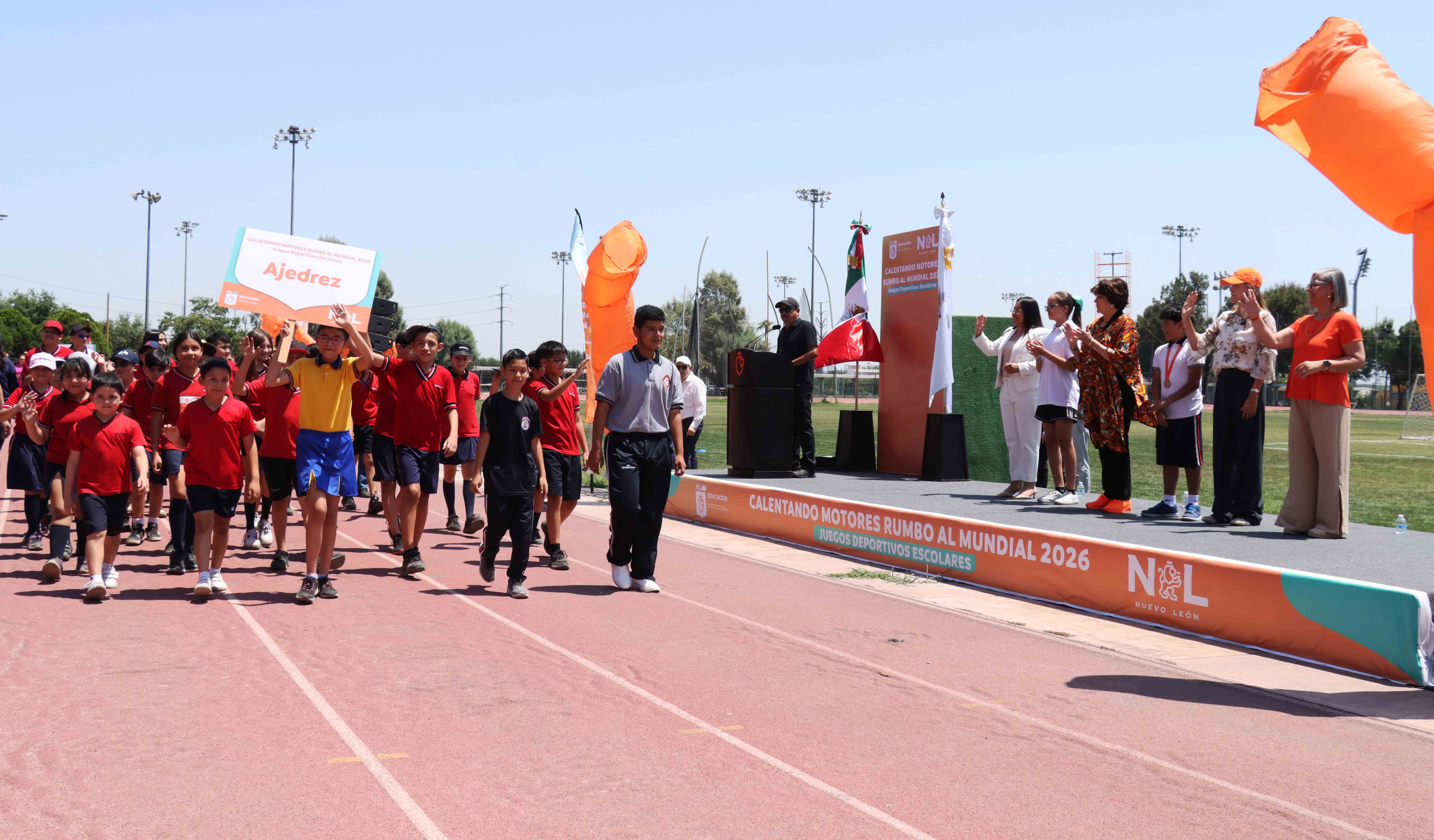INAUGURAN JUEGOS DEPORTIVOS ESCOLARES RUMBO AL MUNDIAL DE FUTBOL 2026 