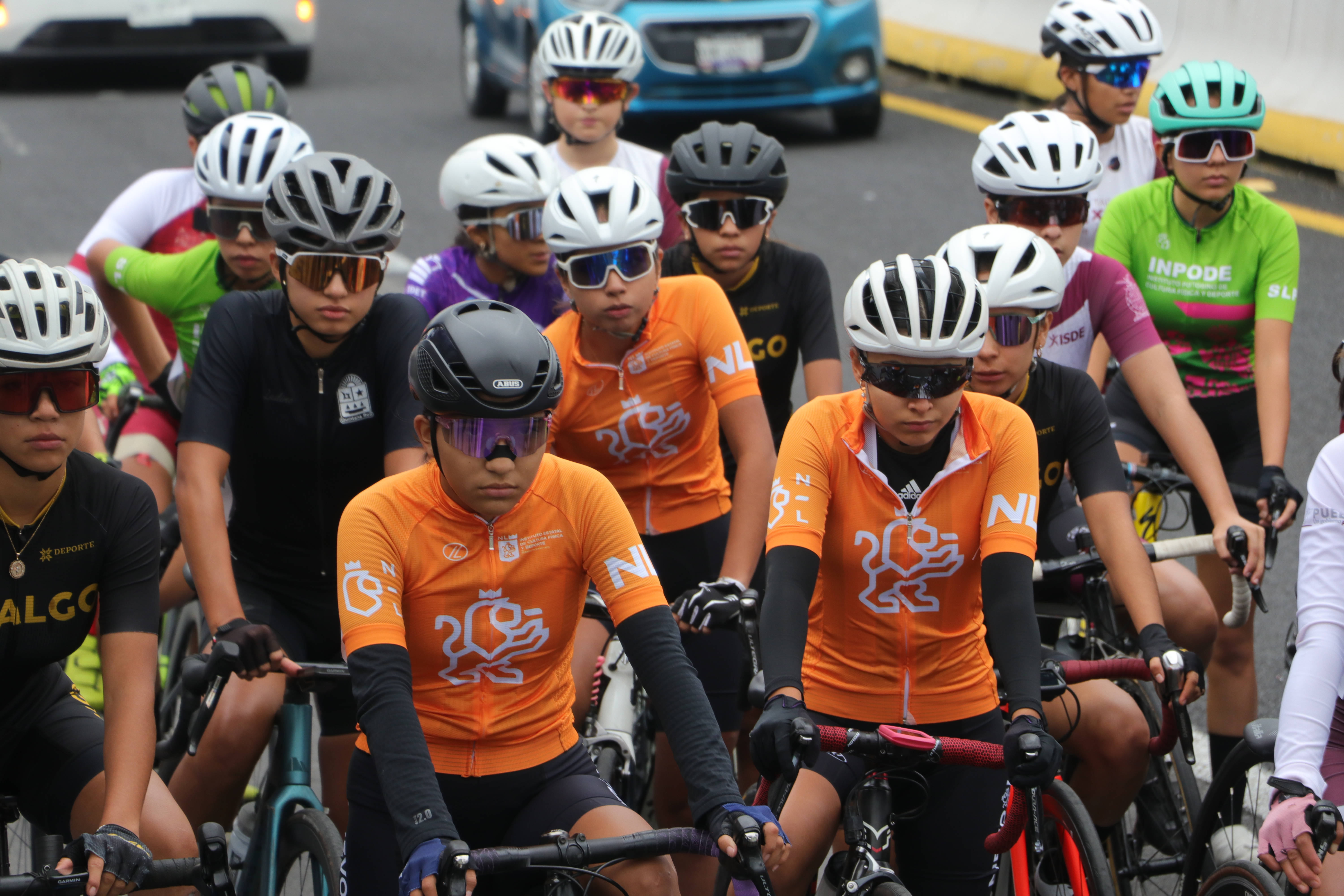 NUEVO LEÓN LOGRA CUARTO LUGAR POR EQUIPOS EN CICLISMO DE RUTA Y CIERRA CON PARTICIPACIONES DESTACADAS EN LA PRIMERA JORNADA