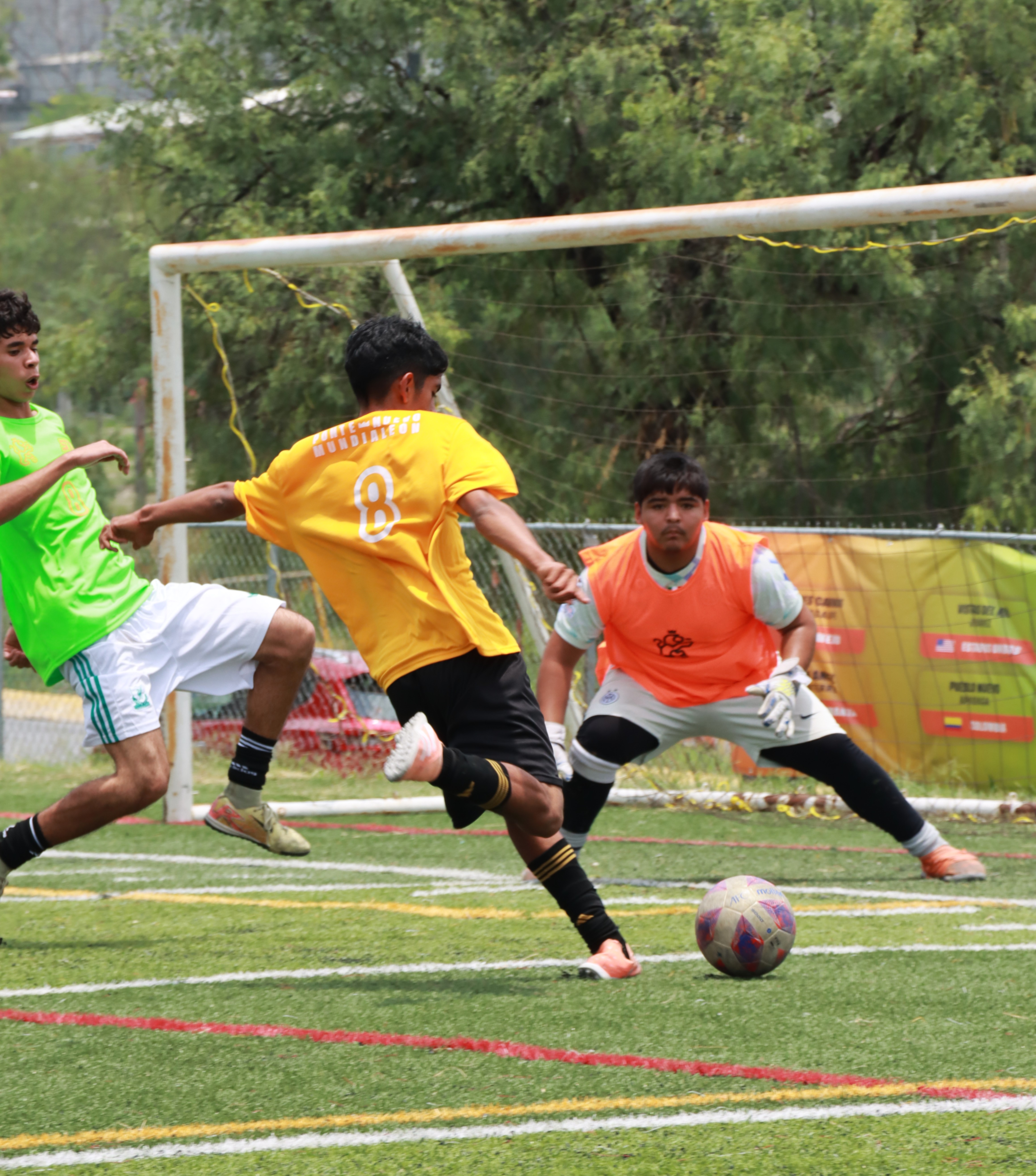 DESPLIEGUE DE HABILIDAD EN BARRIO ALIANZA REAL EN TORNEO DE FUTBOL MUNDIALEÓN 2026 