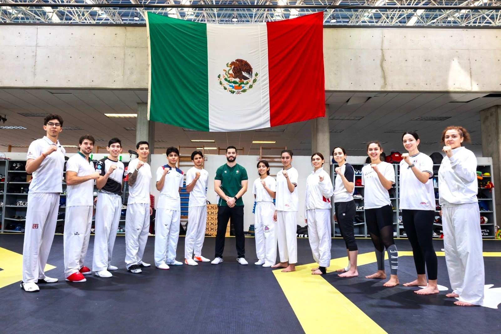 LOS TAEKWONDOINES NEOLEONESES VICTORIA HEREDIA Y RUBÉN NAVA LISTOS PARA COMPETIR EN MUNDIAL DE WUXI 2025, EN CHINA
