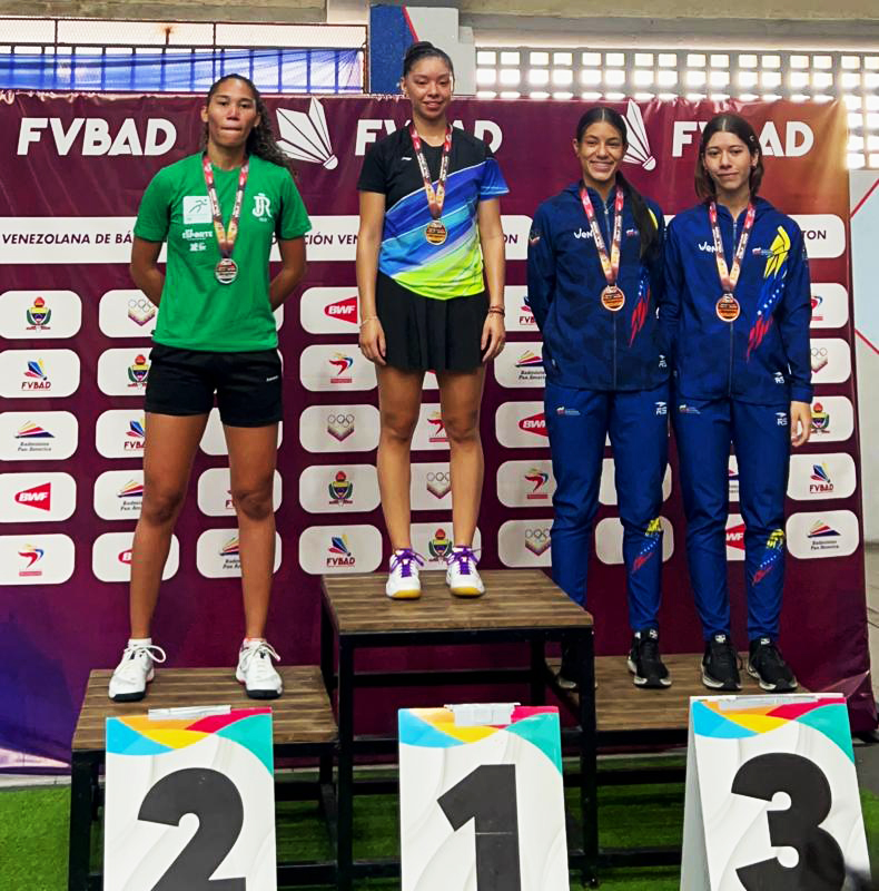 LA BADMINTONISTA NEOLEONESA VANESA GARCÍA SE CORONA EN EL VENEZUELA FUTURE SERIES 2025