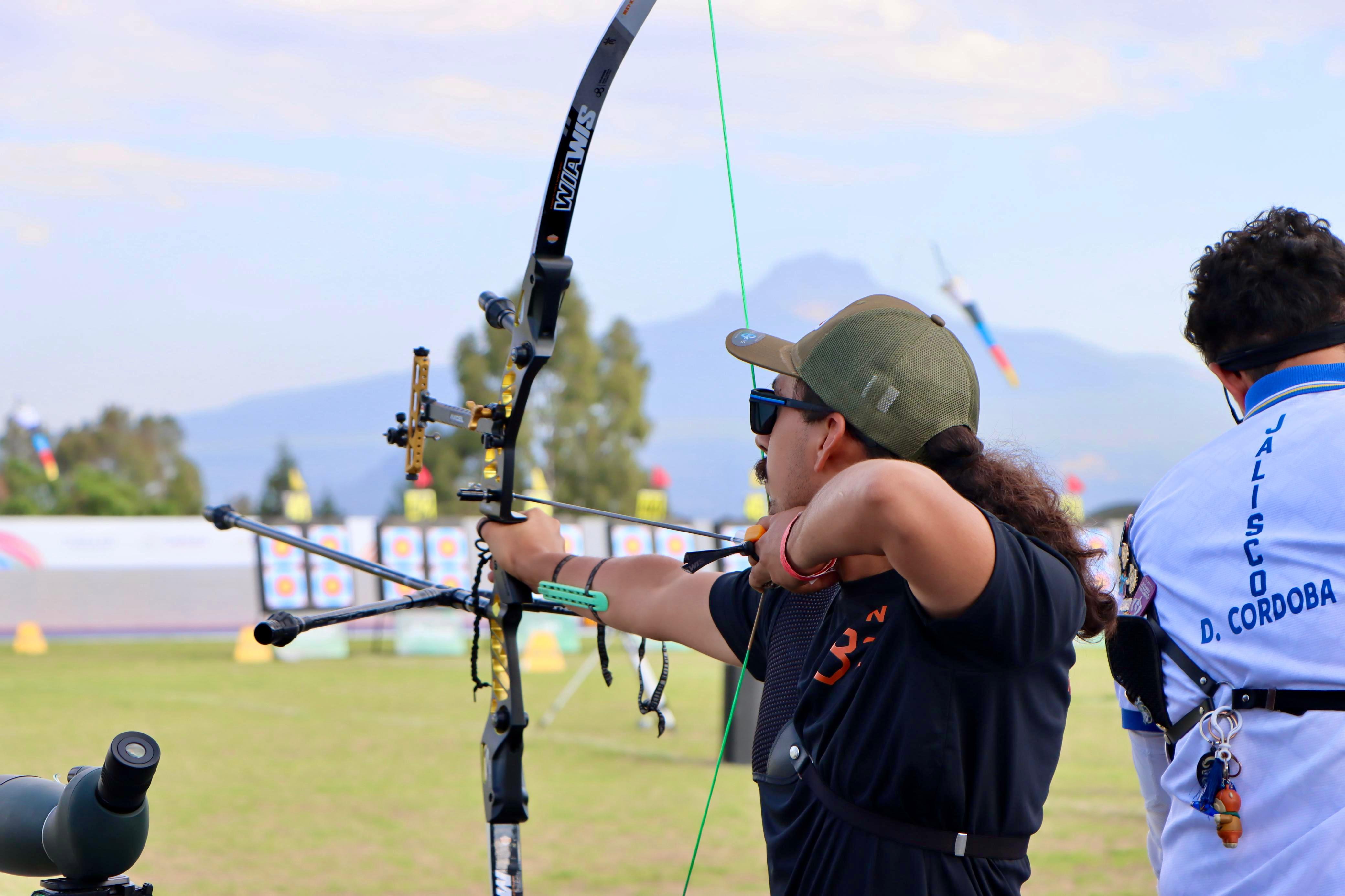 LLUEVEN METALES EN EL PRIMER DÍA DE TIRO CON ARCO EN LA ON 2026
